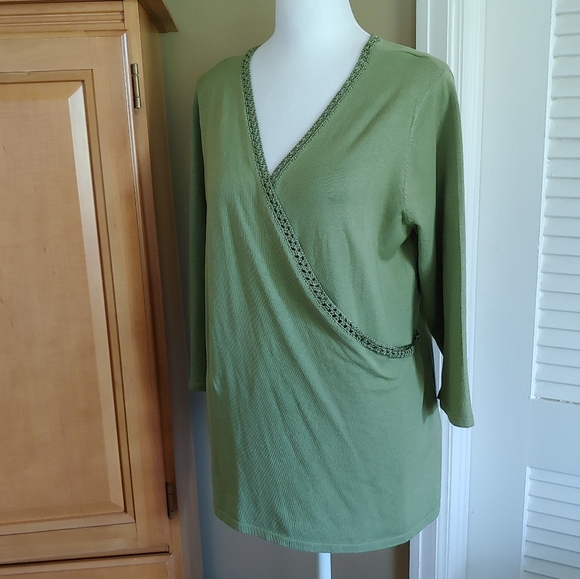 Coldwater Creek Green Wrap Shirt Size L - Picture 2 of 6